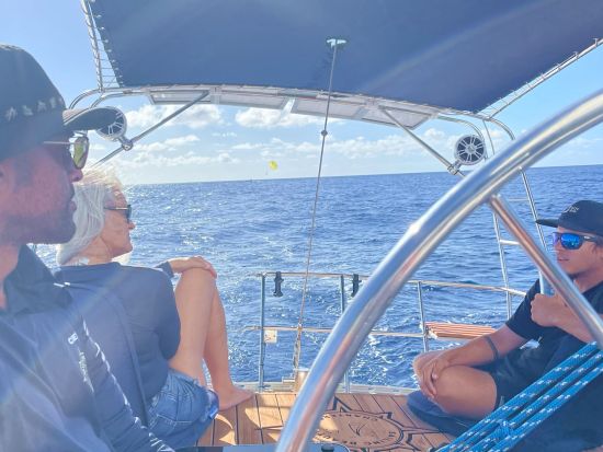 貸切セーリング　セーリング・ビューティー号　プライベートヨットで船上からの景色を満喫！ドリンク＆スナック持ち込みOK＜2～6時間／最大6名／ワイキキ発＞