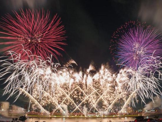 【5月30日限定】足立の花火プレミアム観覧ツアー　屋形船360度スカイデッキ 飲み放題付きの和食コースが味わえる＜一之江集合＞