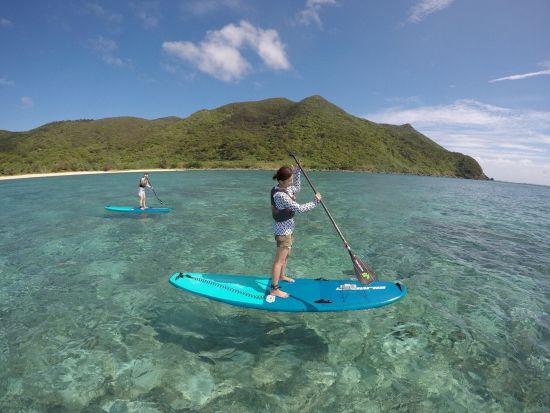 【夏季】他ではいけない本物のはての浜へ！！夏季限定一番奥へ行くわくわくSUPプラン　美しい海で贅沢にSUP体験！特別な時間を過ごそう◎＜6～10月催行／久米島＞