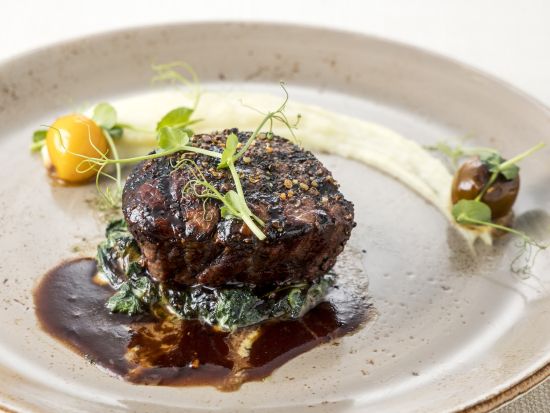 ビーチハウス・アット・ザ・モアナ　食事券＆事前予約　美しいサンセットを眺めながら、コースディナーを堪能＜夕食／モアナサーフライダー内＞