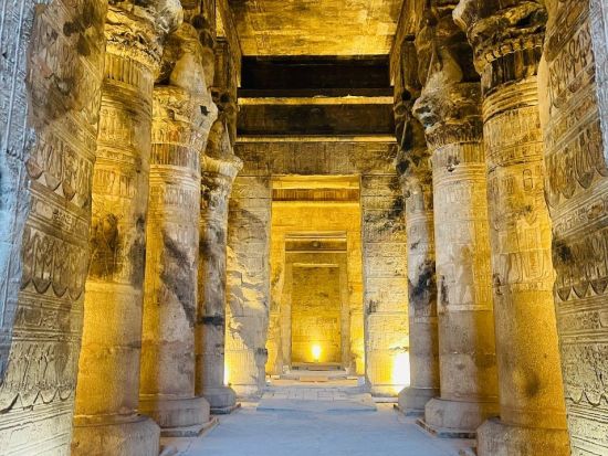 【カイロ発着 カイロ＆ナイルクルーズ6泊7日】ピラミッドと神殿の世界を旅するエジプト7日間 　お得な学生料金あり！＜貸切／英語／国内線航空券込み＞