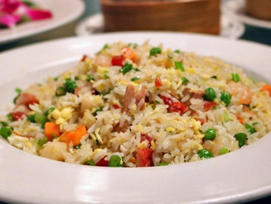 キリン・レストラン　食事券＆事前予約　人気の老舗中華料理店で絶品海鮮中華を堪能！＜夕食／ハイアット・リージェンシー内＞