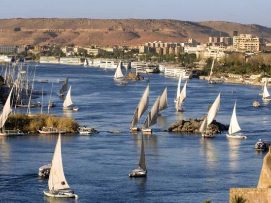 歴史ロマン満喫！エジプト＆ヨルダン周遊10日間 ナイル川クルーズ＆死海体験付き！＜カイロ発アンマン着／貸切＞