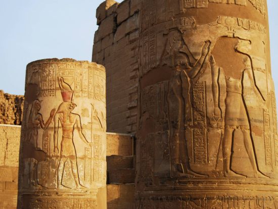 【カイロ空港発着　エジプト周遊7泊8日】　ナイル川クルーズ＆寝台列車乗車付き　カイロ＋ルクソール＋アスワン＜日本語／貸切＞