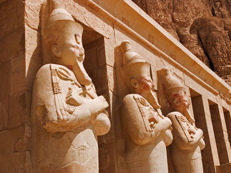 Egypt_Luxor_Hatshepsut_Temple_shutterstock_521688