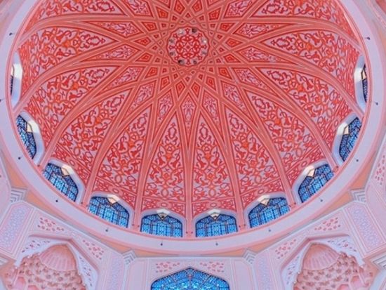 早朝到着便対応！空港発クアラルンプール観光ツアー　ブルーモスク＋ピンクモスク＋バトゥ洞窟＜日本語ガイド／空港お迎え＆ホテルお送り＞