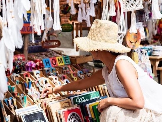 ジャナタ・リゾート＆スパ「Jannata Resort & Spa」ロマンティックディナー　スパ＆フラワーバス＆ウブド散策＜ホテル送迎／シャトル乗り放題＞