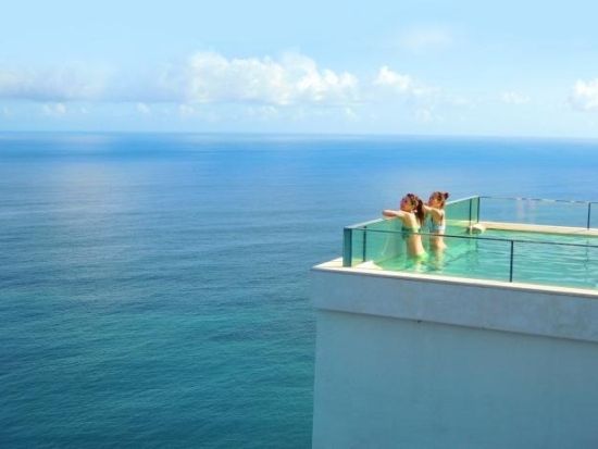 ワンエイティ「oneeighty」食事券＆事前予約　断崖絶壁のラグジュアリーリゾートで絶景ランチ　プール利用2時間付き＜送迎手配可／ウルワツ／シャトル乗り放題＞