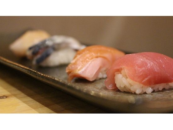 本格寿司職人が直伝！酢飯から握りまで体験できる寿司作りワークショップ 学んで作って食べる楽しい参加型プラン＜お子様のご参加OK／福岡＞