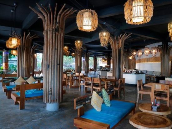 レンボンガン島日帰りツアー　4つ星「マハギリ・リゾート」のプールデイユースプラン＜英語／送迎／ランチ付き／バリ島内シャトル乗り放題付き＞