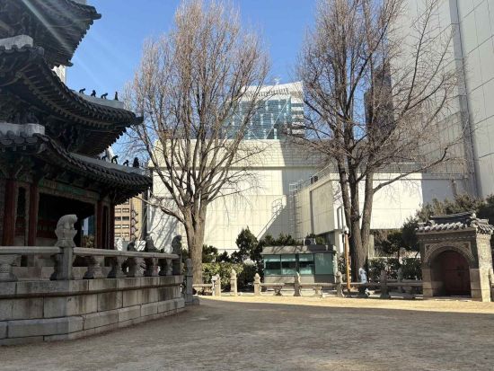 韓国ドラマロケ地巡りツアー　日韓カップルの恋愛ドラマロケ地3か所を韓国ドラマに詳しい専門ガイドがご案内！＜日本語ガイド＞