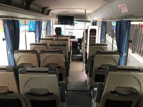 【中型バス空港送迎】桃園国際空港 ⇔ 台北または新北市内 ＜最大20名／貸切／中国語ドライバー＞