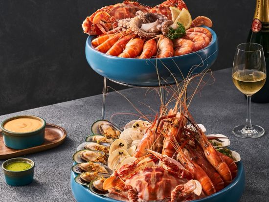 オールシーズンズ「All Seasons」食事券＆事前予約サービス　シーフードビュッフェディナー＋ロブスター追加プランあり＜ダナン／送迎オプションあり＞