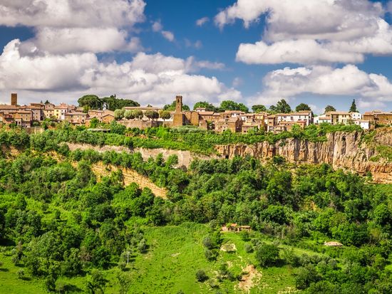 tuscany-bagnoregio-2025-03-24-03-16-51-utc