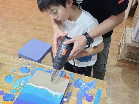 レジンアート体験 【団体可】海の世界が広がるおしゃれな店舗で旅の思い出にオリジナルの海アートを制作！写真無料プレゼント付＜石垣島＞by シーリー