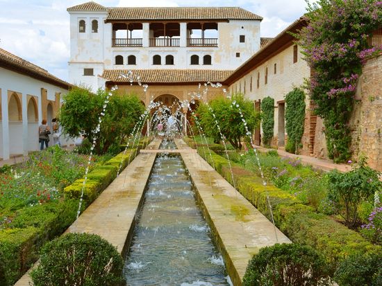 patios alhambra granada