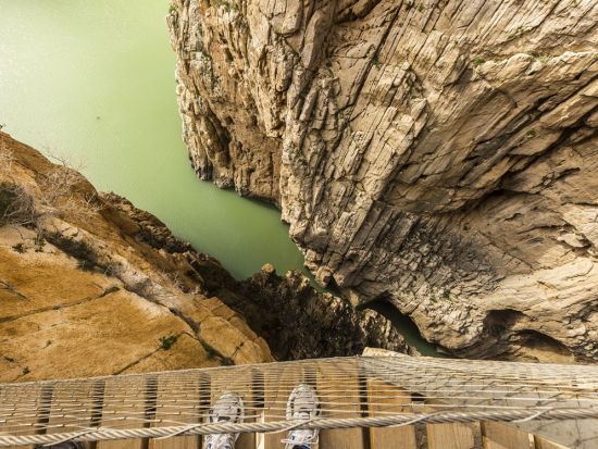 絶景ハイキングコース　エル・カミニート・デル・レイ（El Caminito del Rey）日帰りツアー＜英語ガイド／セビリア発＞