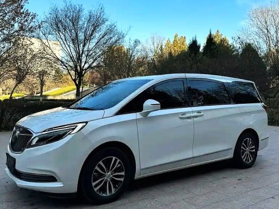 【広州発】専用車1日チャーター＆日本語ガイド付き＜8時間／100km＞