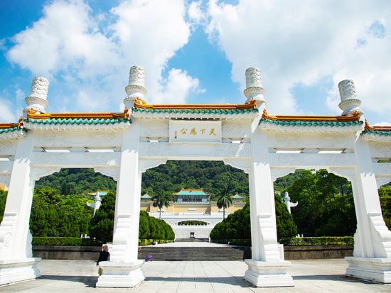 Taipei_National Palace Museum_pixta_63240660_M