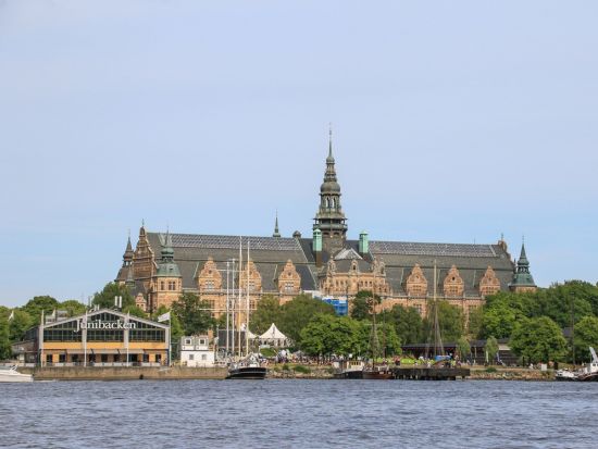 ストックホルムを1日満喫！市内観光ツアー　旧市街ガムラスタン＋市庁舎＋ユールゴーデン島＜貸切／8時間／日本語ガイド＞