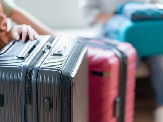 【空港送迎】西門町⇒桃園空港　出発までの荷物預かりサービスあり＜混乗／中国語ドライバー＞