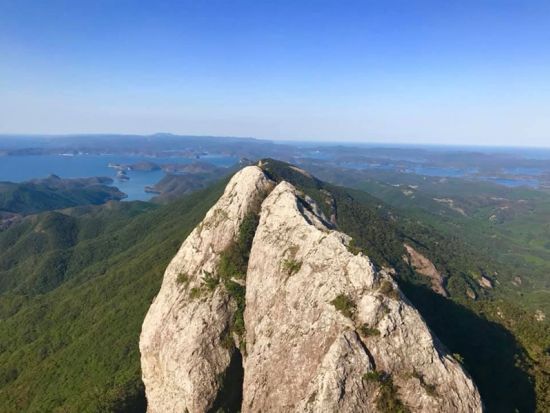 対馬の名峰・白嶽トレッキングツアー 霊山として崇められた天然記念物の原生林へ！＜行動食・おやつ付／5時間＞