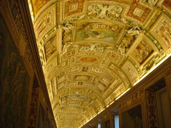 ヴァチカン美術館＆システィーナ礼拝堂 優先入場チケット事前予約 ＊申込と同時に即予約確定