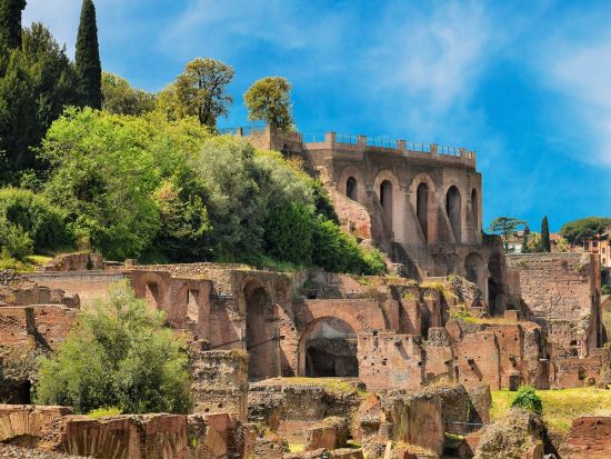 コロッセオ＆フォロ・ロマーノ＆パラティーノの丘 アクセス・パッケージ　英語オーディオガイド付き ＊申込と同時に即予約確定