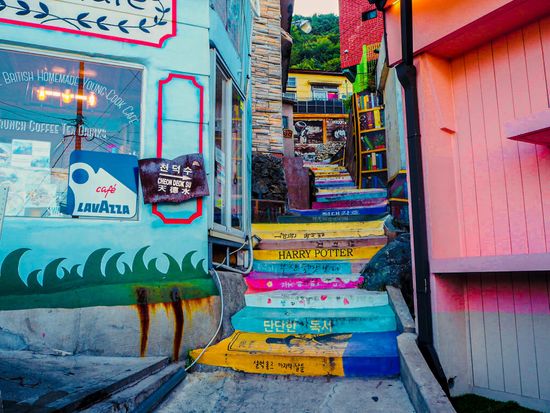 Korea_Busan_Gamcheon Culture Village_pixta_65415050_M