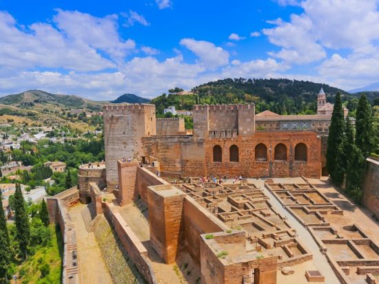 アルハンブラ宮殿＆ナスル朝宮殿 優先入場チケット事前予約＊申込と同時に即予約確定