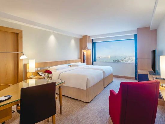 Hyatt-Regency-Dubai-Twin-Sea-View