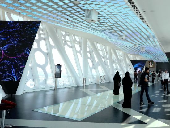 ドバイフレーム (Dubai Frame)入場チケット事前予約ドバイの過去 未来 現在が凝縮！地上150ｍの「世界最大の額縁」から景色を楽しめる！　＊即予約確定