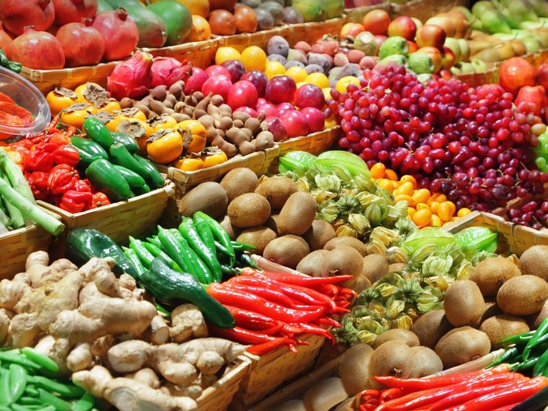 Generic_Famers-Market_shutterstock_112976938