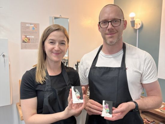 金継ぎで作る小物体験 日本の伝統技法で箸置きまたはストラップを制作＜1時間／7歳～／那覇市＞