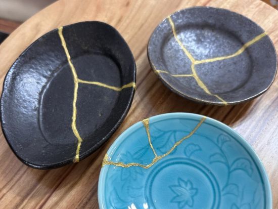 金継ぎ体験 壊れた器に新たな命を吹き込む美と再生に触れるワークショップ＜作品持ち帰りOK／1時間30分～2時間／7歳～／那覇市＞