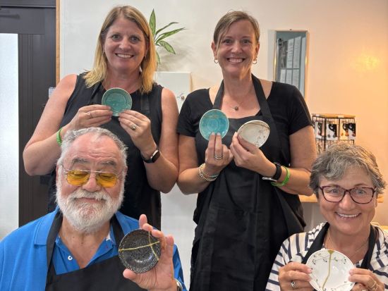 金継ぎ体験 壊れた器に新たな命を吹き込む美と再生に触れるワークショップ＜作品持ち帰りOK／1時間30分～2時間／7歳～／那覇市＞