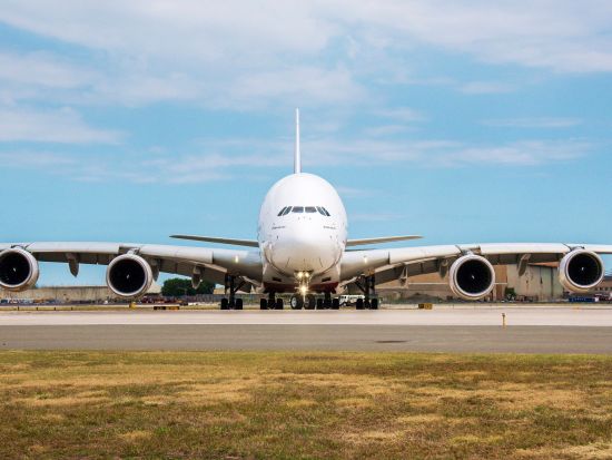 【空港送迎】リヨン空港 ⇔ リヨン市内 ＜貸切／最大7名まで＞