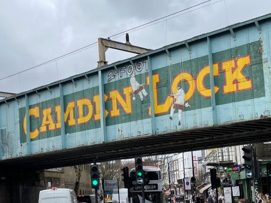 ロックの聖地・カムデンを巡る！ウォーキングツアー＜5～9月／3時間／英語ガイド／ロンドン発＞