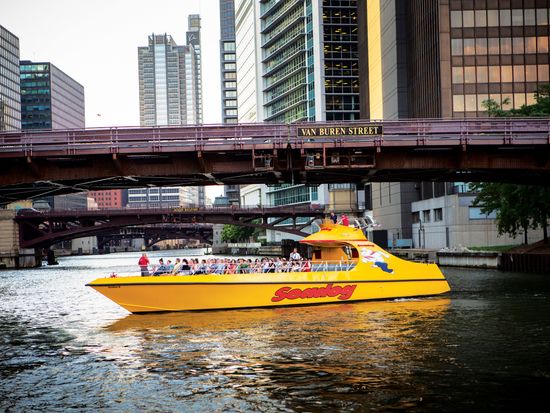 AP_Architectural_River_Lake_Tour_03