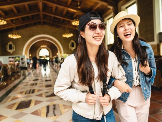 【駅送迎】リヨン主要駅（パールデュー駅など）⇔ リヨン市内 ＜貸切／最大7名まで＞