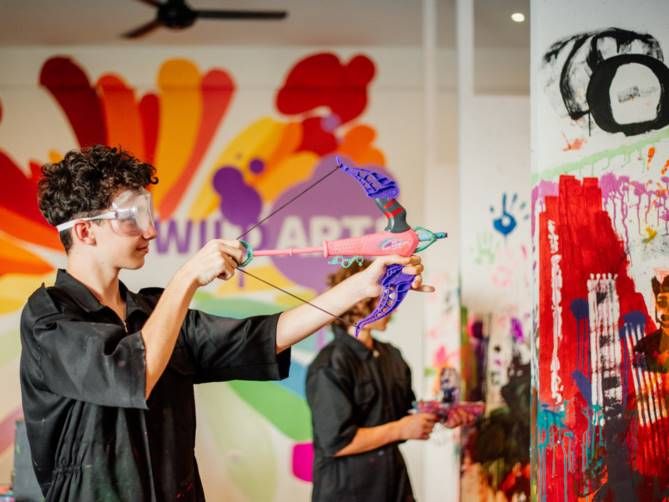 バリ島アート体験 ワイルド・アート（Wild Art）で色と遊ぶ創作タイム