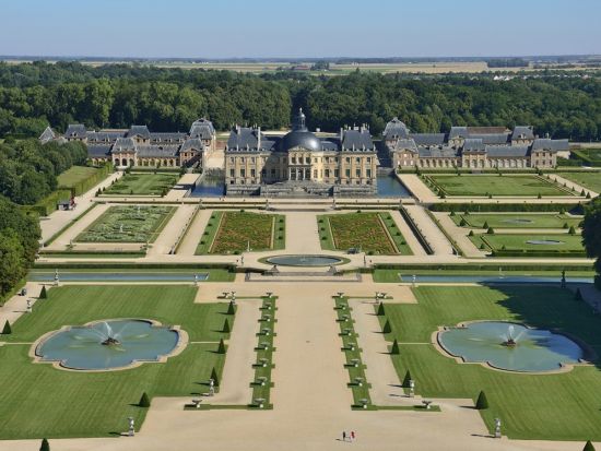 ヴォー・ル・ヴィコント城　入場チケット事前予約＜英語オーディオガイド付き＞