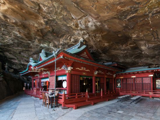 油津港発着 フリーチャータープラン 宮崎＆日南観光に便利！ベテランドライバーがご案内＜5～8時間／普通車・アルファード・ハイエース＞ by 三和交通