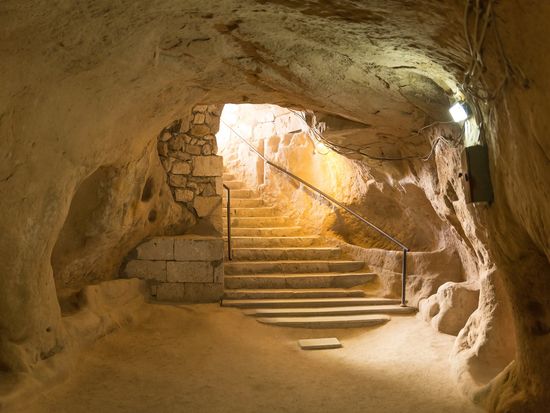 Turkey_Cappadocia_Kaymakli Underground City_shutterstock_242927668