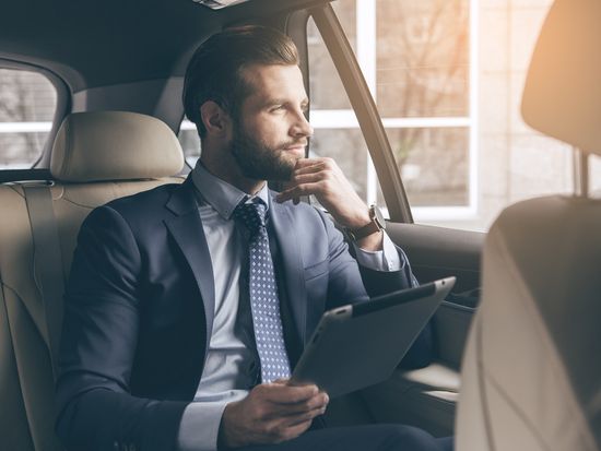 Businessman_Passenger_shutterstock_673948069