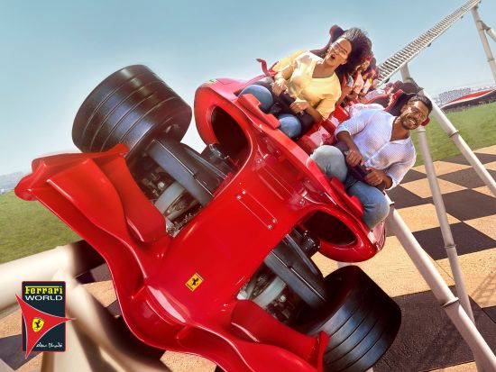 フェラーリ・ワールド (Ferrari World)　入場チケット事前予約　ドライビング・エクスペリエンス付きプランあり　＊即予約確定