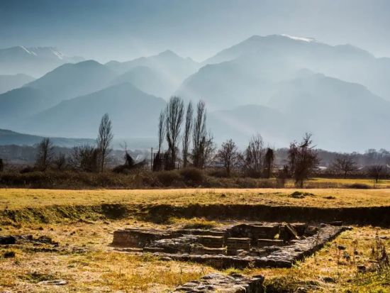 列車で行く！オリンパス山とディオン遺跡日帰りツアー＜英語ガイド／アテネ発＞