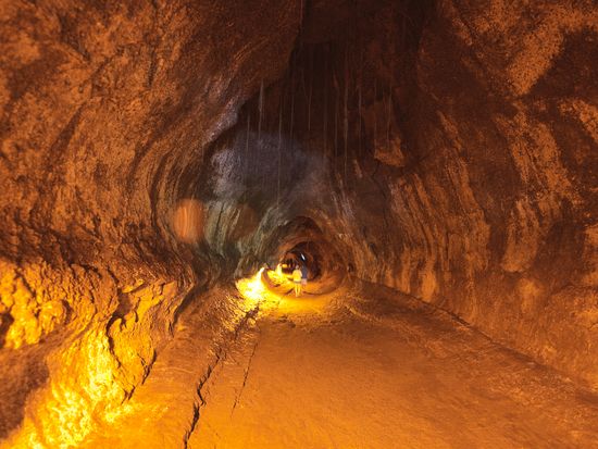 10.溶岩トンネル中