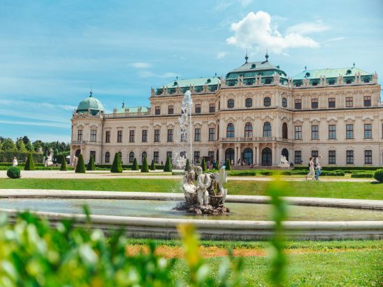 ウィーン ベルヴェデーレ宮殿ガイド付きツアー＜英語ガイド＞