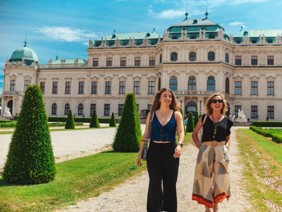 ウィーン ベルヴェデーレ宮殿ガイド付きツアー＜英語ガイド＞